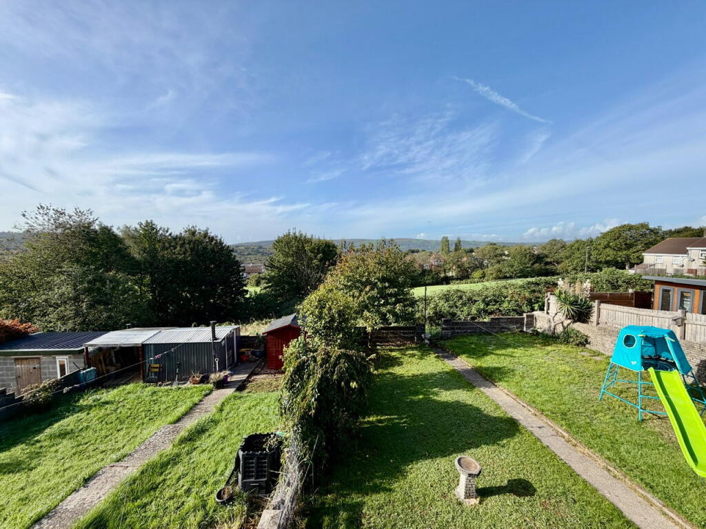 Broadmead, Pontllanfraith, Blackwood, NP12 2NJ photo 2