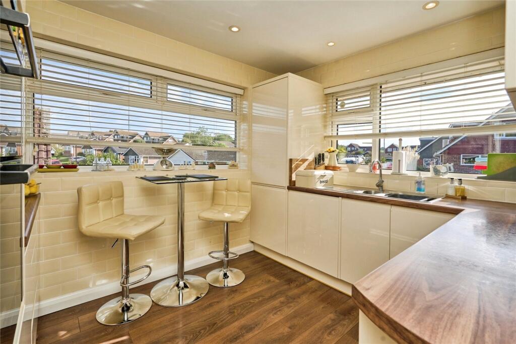 House in Ryde, Binstead - View 5
