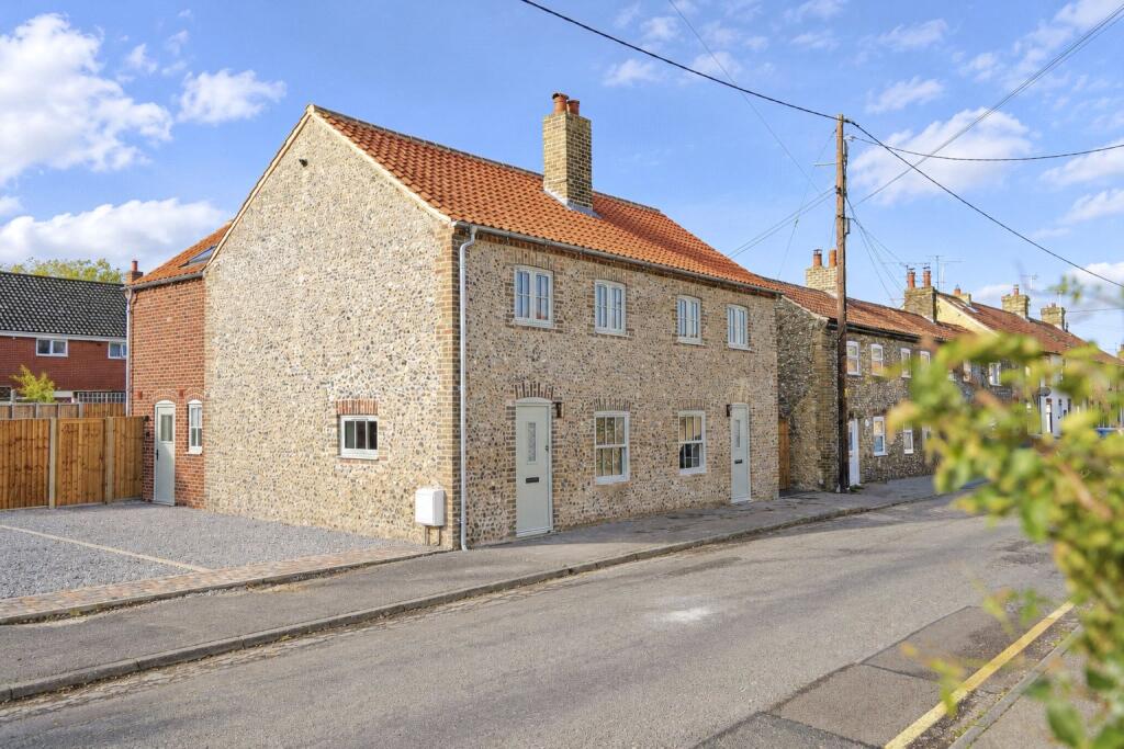 Main image of property: Wamil Way, Mildenhall, Bury St. Edmunds, Suffolk, IP28