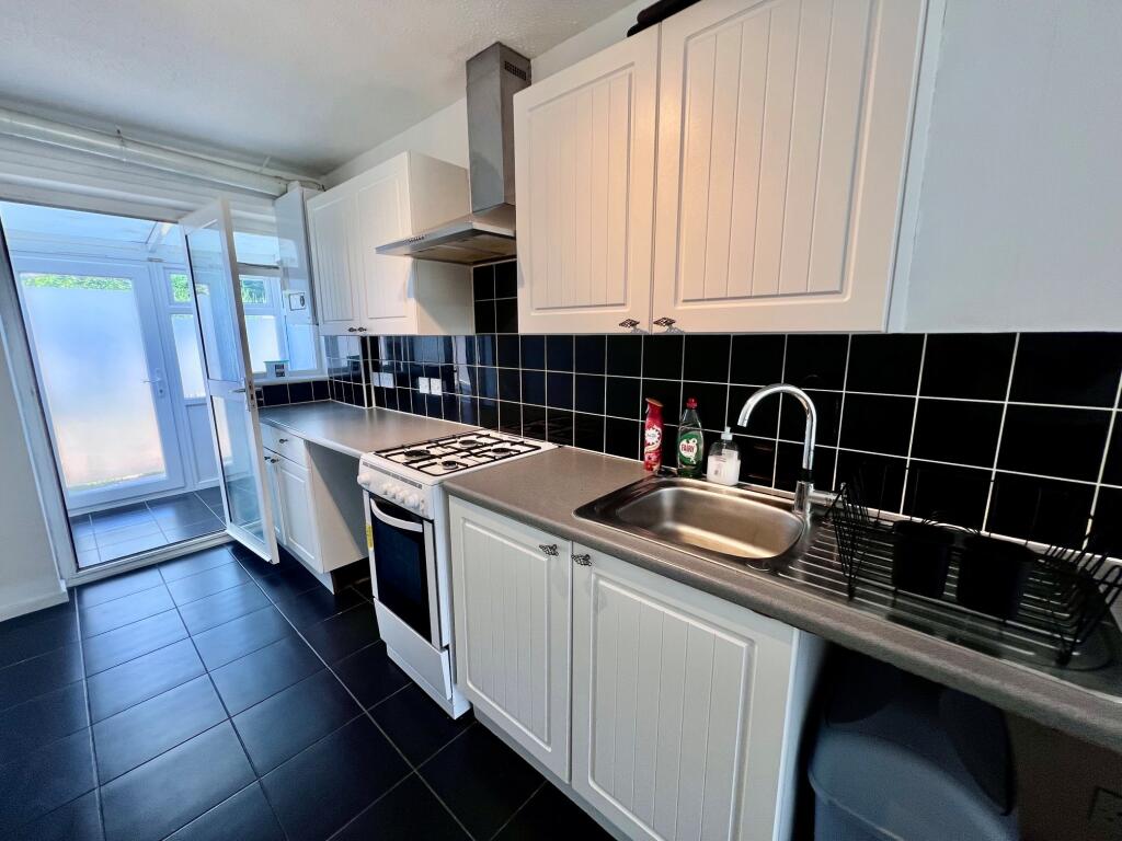 Apartment in Bournemouth - View 4