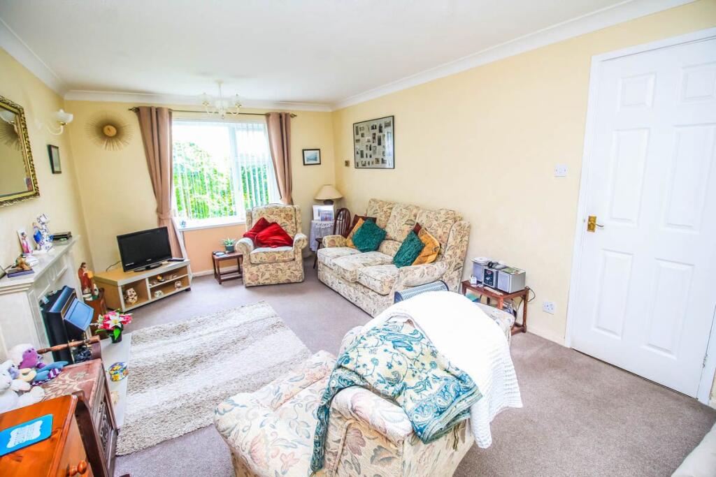 House in Sunderland, Oxclose - View 3