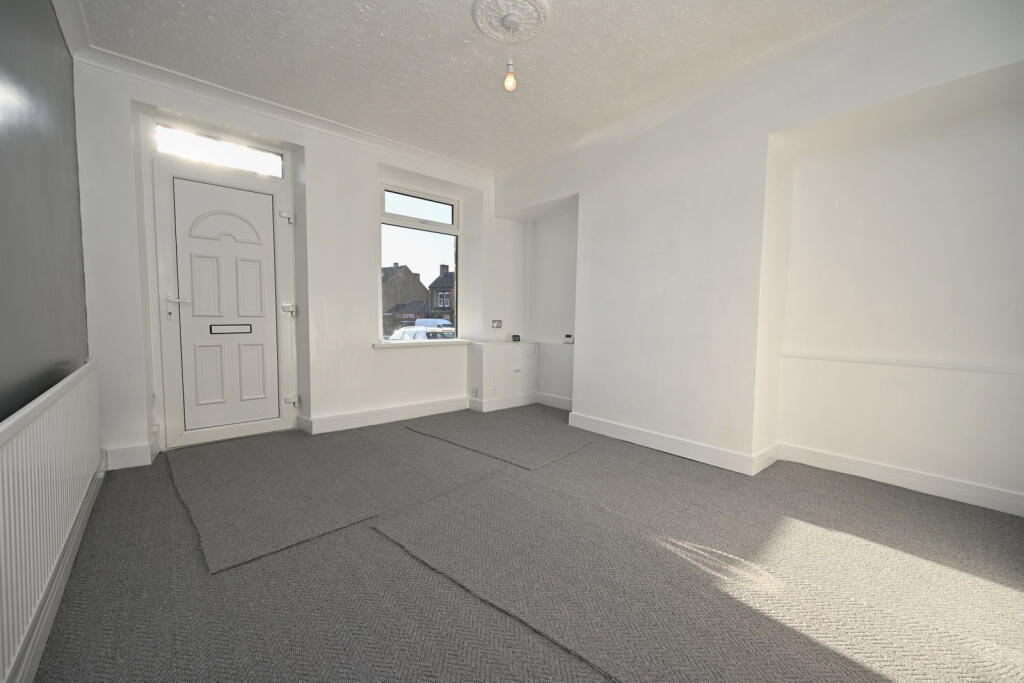 Bow Street, Cudworth, Barnsley, S72 8JL photo 3