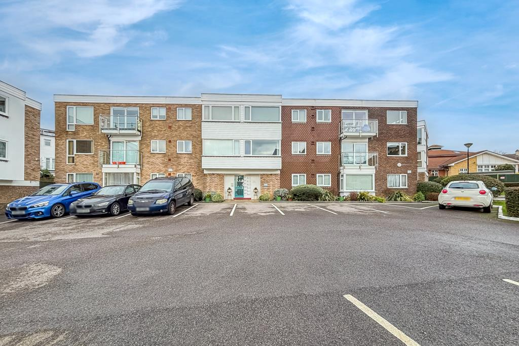 Main image of property: Waters Edge, Shorefield Road, Westcliff-on-Sea