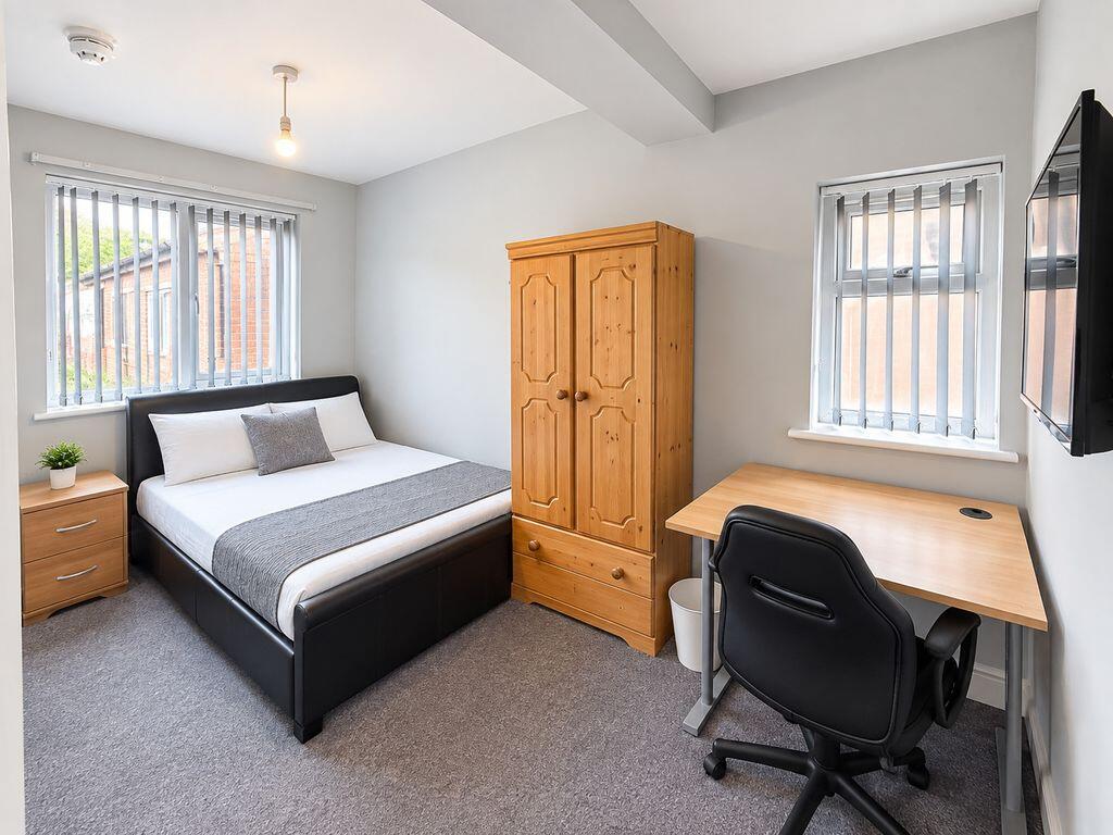House in Nottingham - View 5