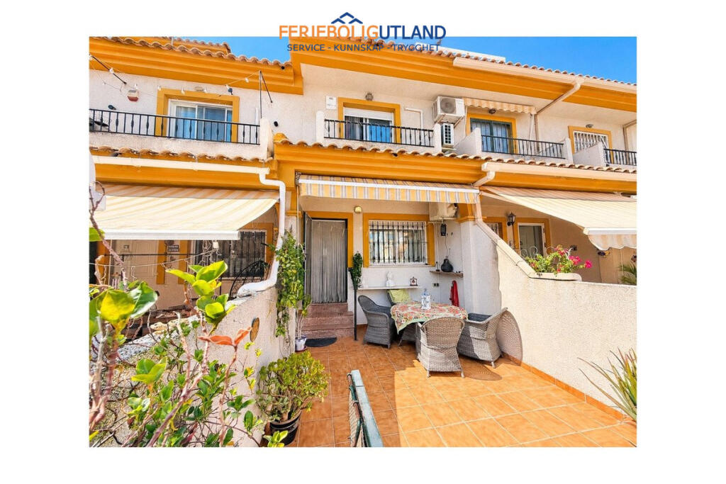 Main image of property: Valencia, Alicante, Alicante