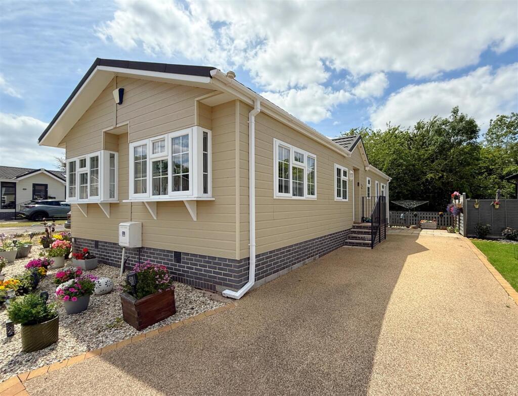 Main image of property: Welford Park, Barton Road, Welford on Avon