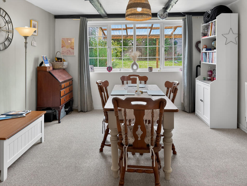 Silver Street, Willand, Cullompton, Devon, EX15 2RG photo 4