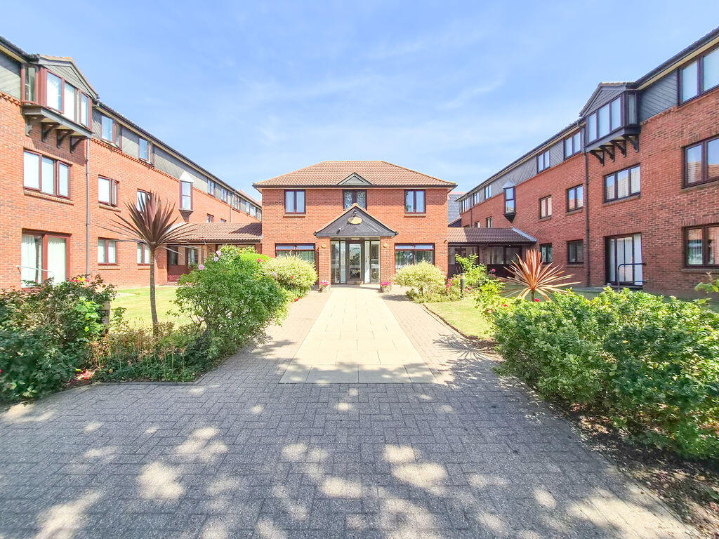 Main image of property: Imperial Avenue, Westcliff-On-Sea