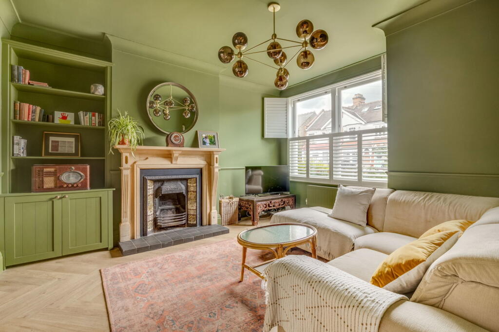 House in New Malden - View 3