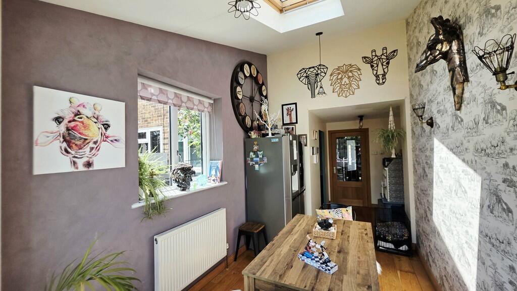 Winston Crescent, Brackley photo 3