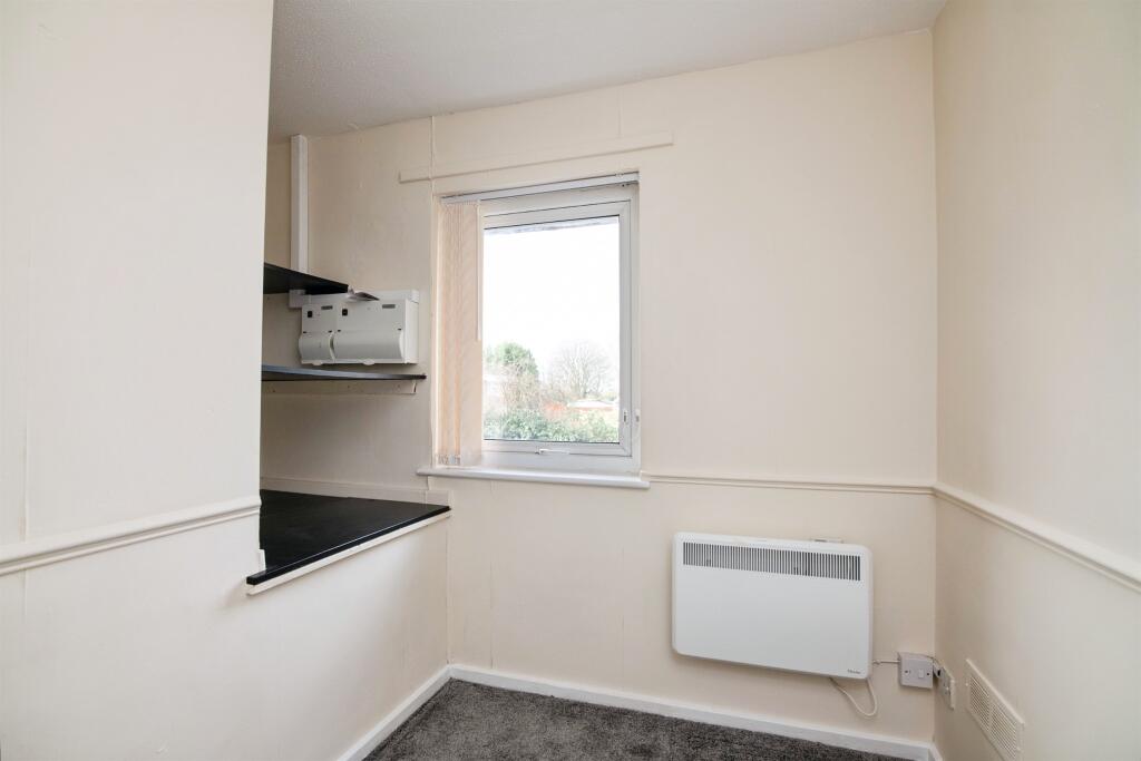 Additional image 4 of Warwick Close, Oldbury