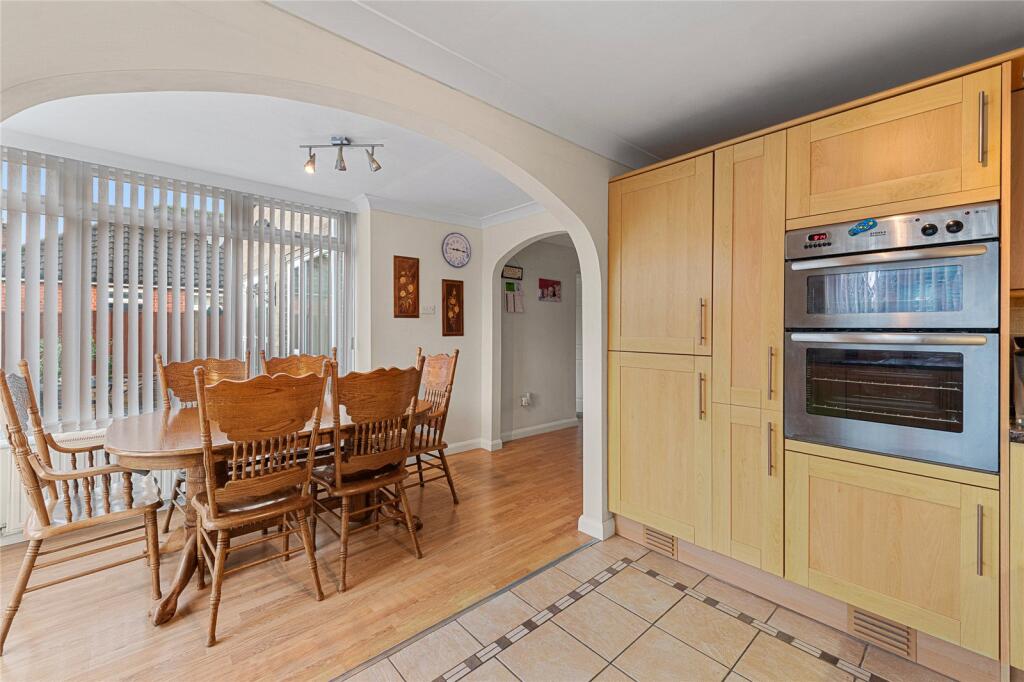 House in North Kesteven, Sleaford - More