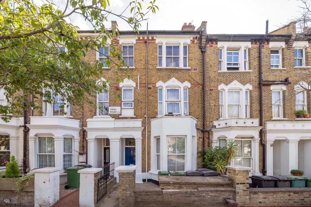 Apartment in London - View 2