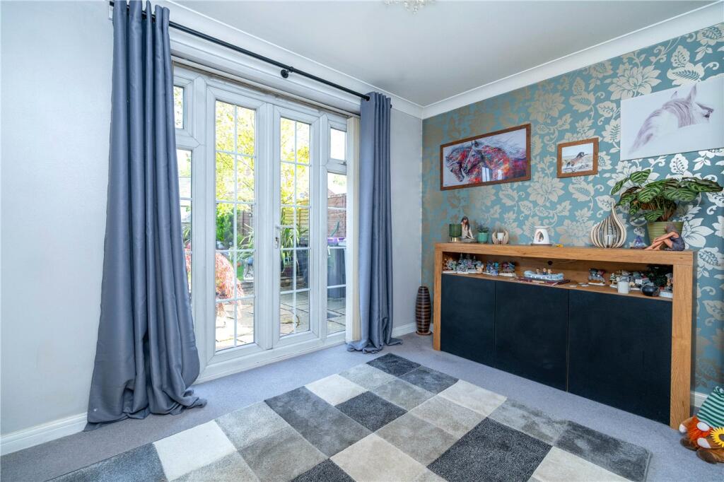 House in South Kesteven, Bourne - More