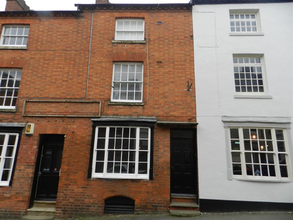 Main image of property: TOWN CENTRE