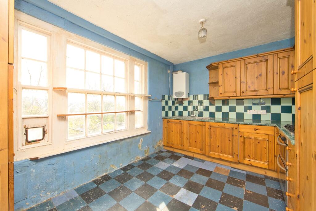 Bunkers Hill Road, Dover, Kent, CT17 photo 3