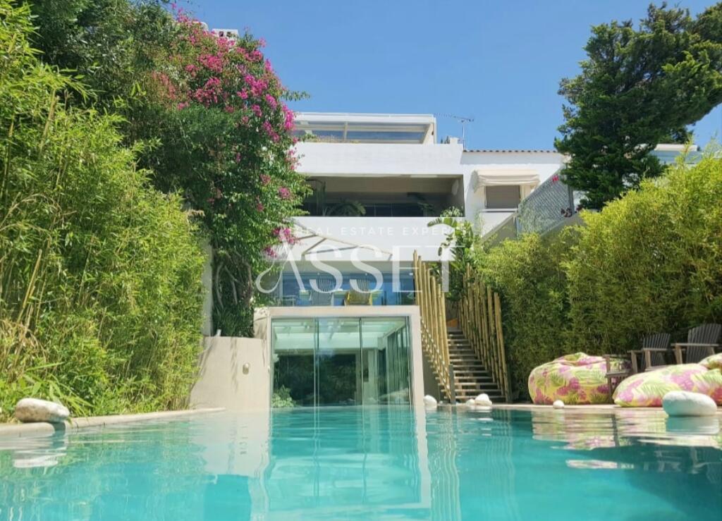 Main image of property: Attica, Vouliagmeni