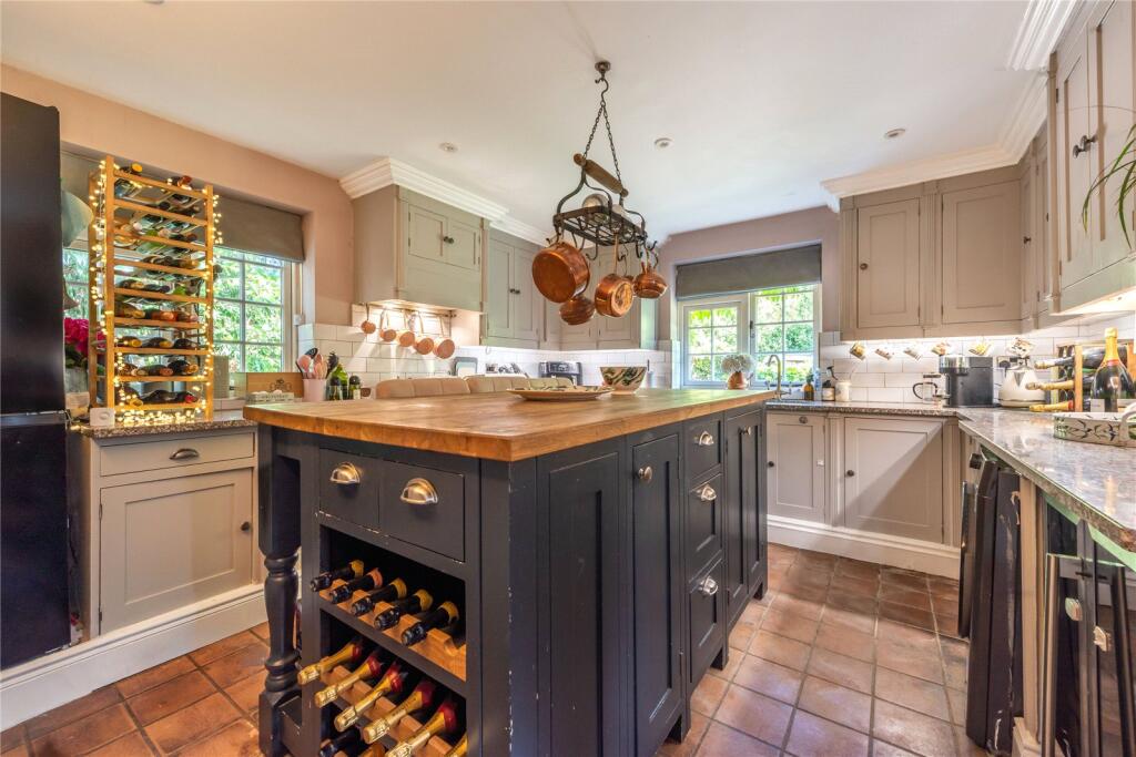 House in Redhill - View 3
