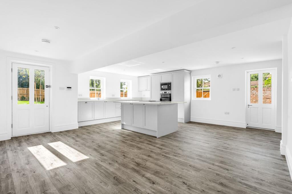 House in Stevenage - View 5