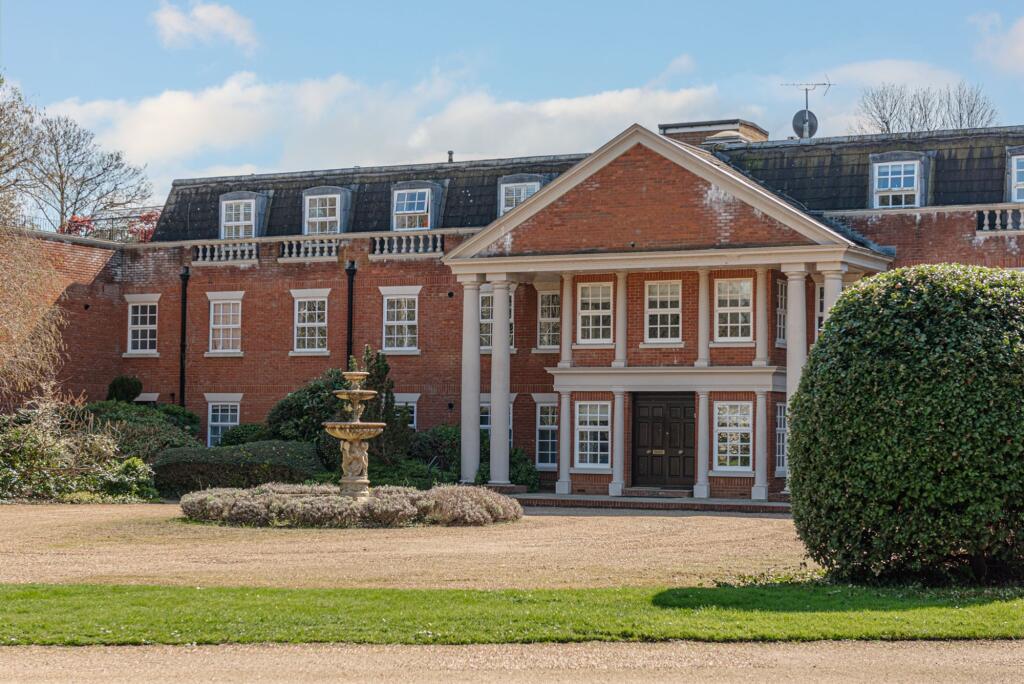 Main image of property: Spencer Park, Molesey Park Road, KT8