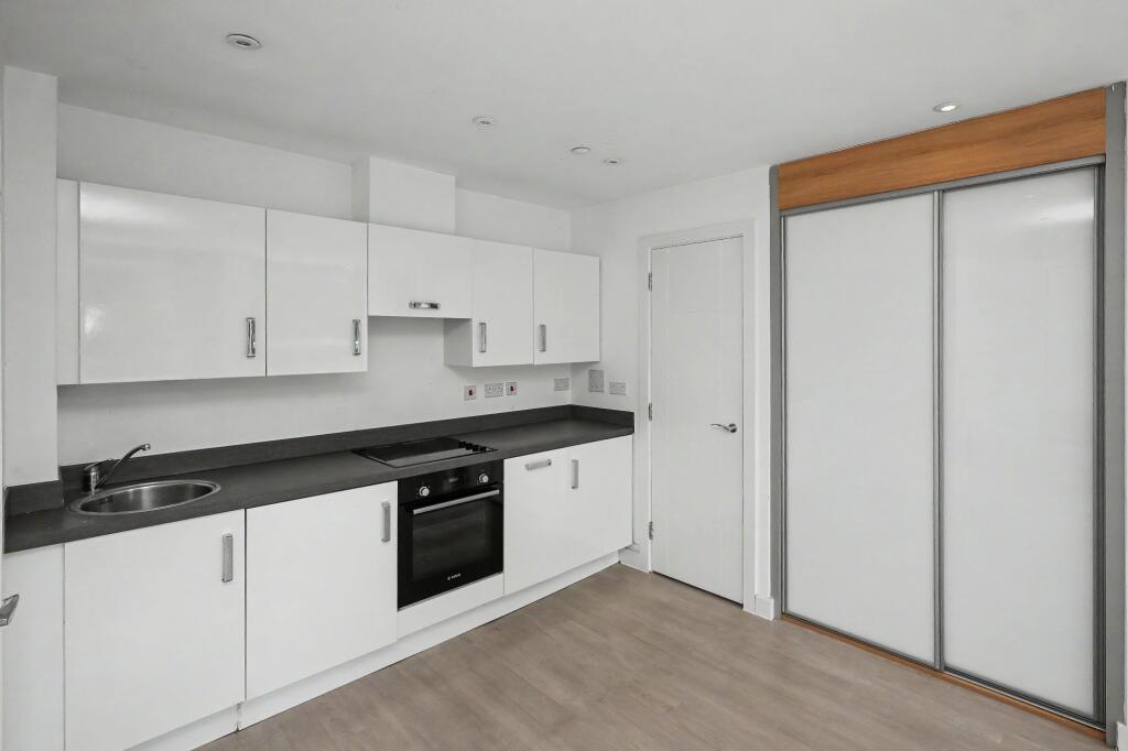 9 Nellis Hall, Newsom Place, Hatfield Road, St Albans, AL1 3AN – pohled 5