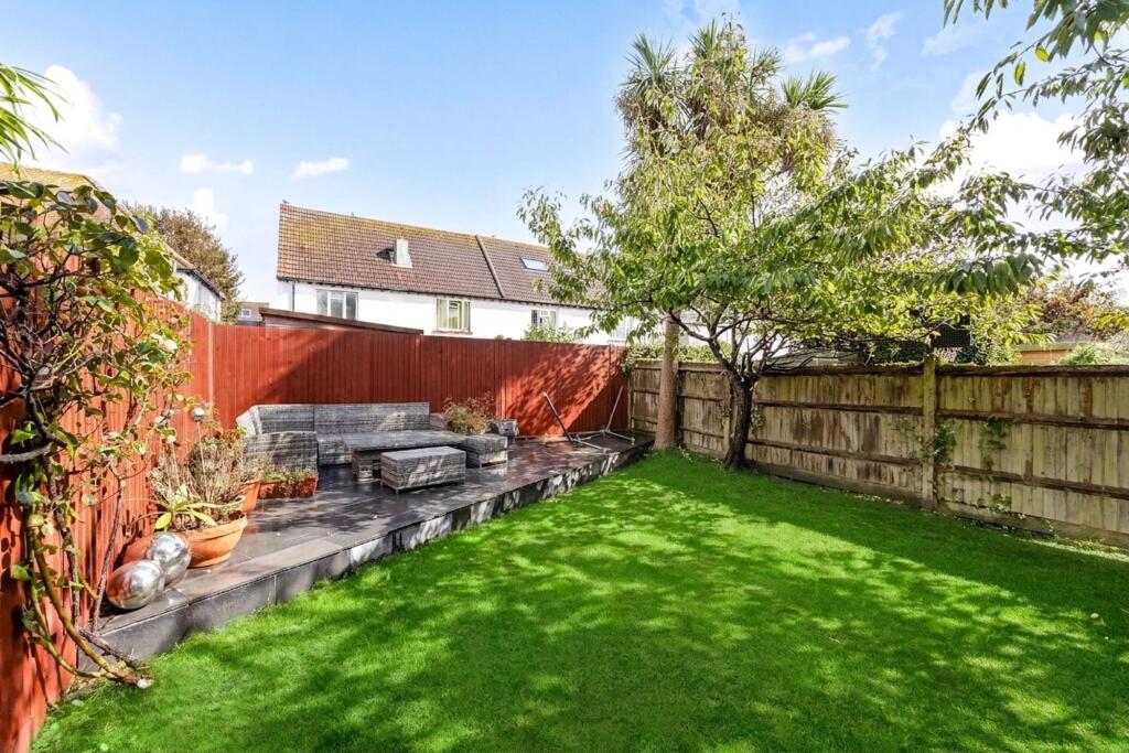 House in Hove, Brighton and Hove - View 4