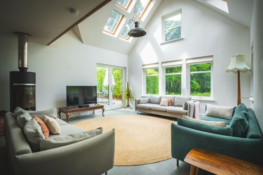 House in Inverness, Highland - More