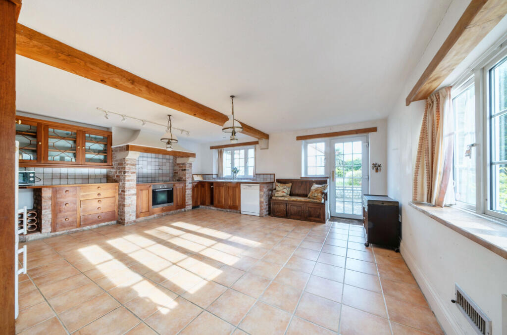 House in Meare - View 4