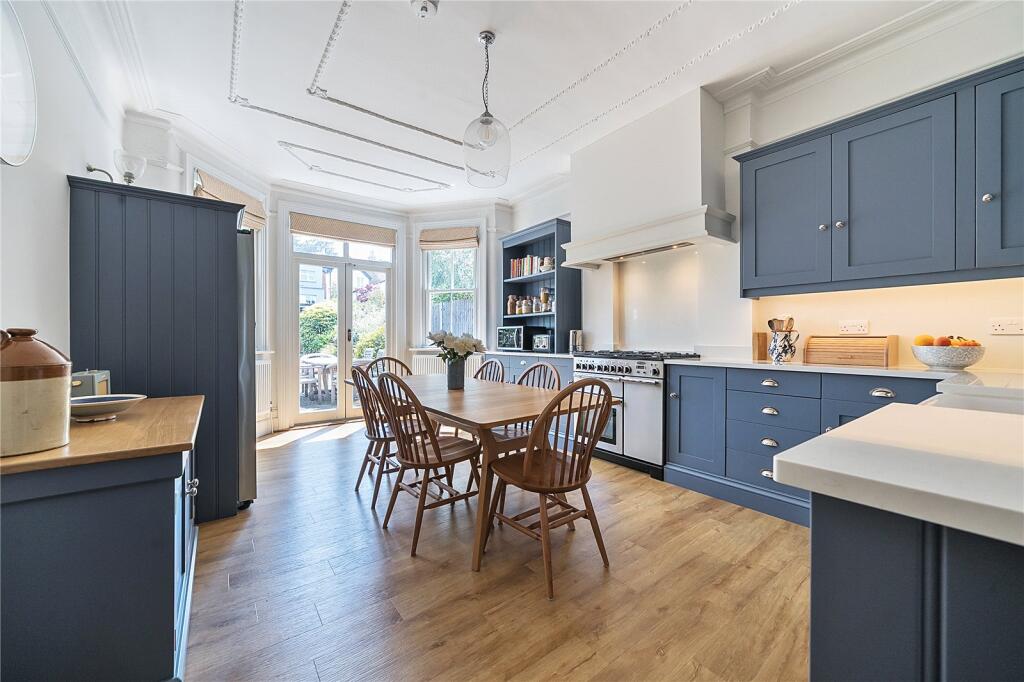 Victoria Road, London, N22 photo 4
