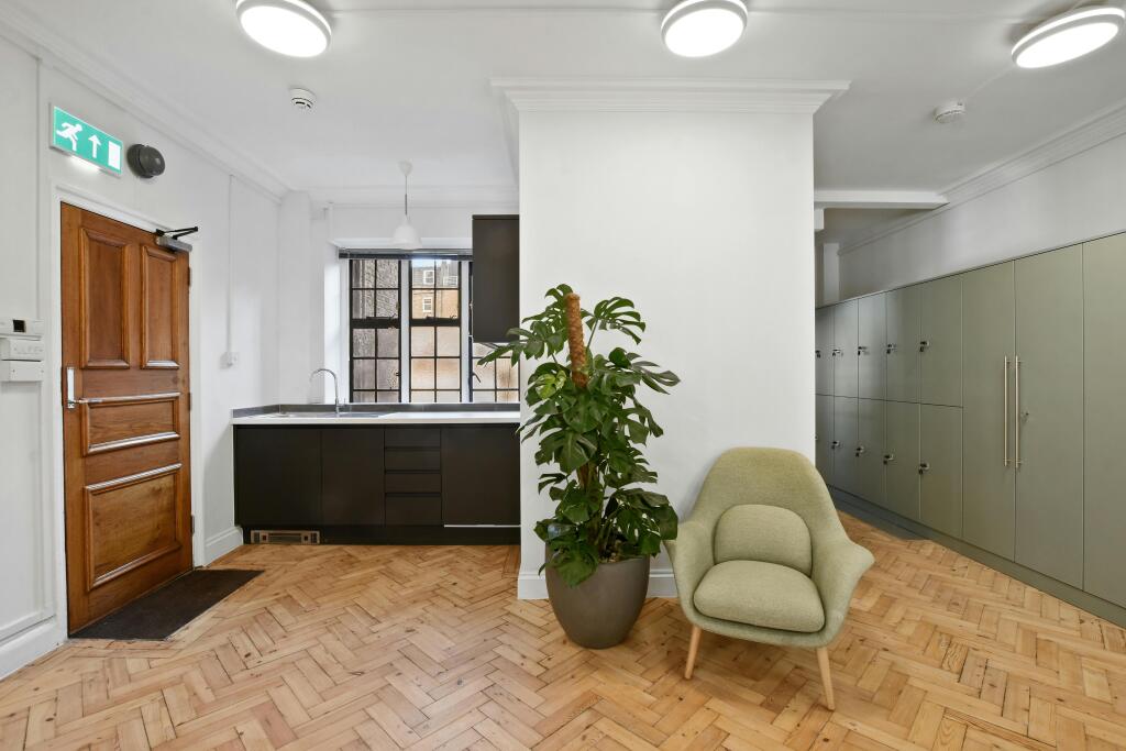 158002GCCSLOA 35 Duke St Office 16 Original 6.JPG