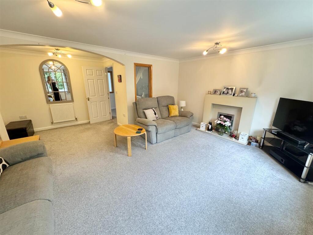 House in Ashfield, Kirkby-in-Ashfield, Sutton-in-Ashfield - View 4