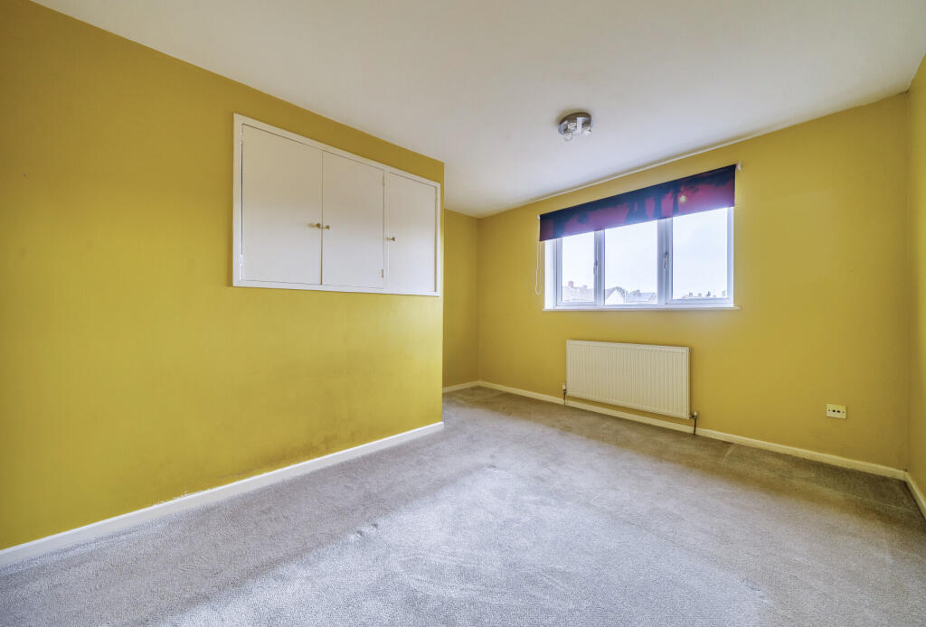 House in Tewkesbury, Priors Park - View 5