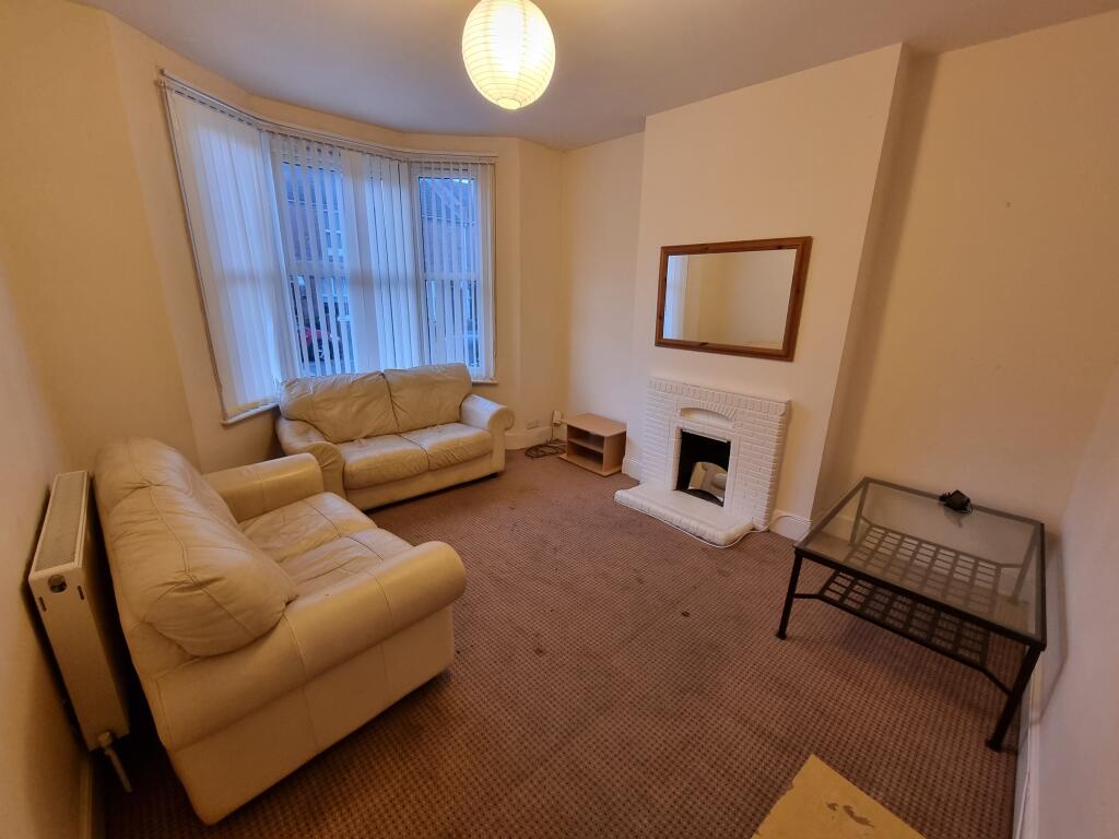 House in Warwick, Royal Leamington Spa - View 3
