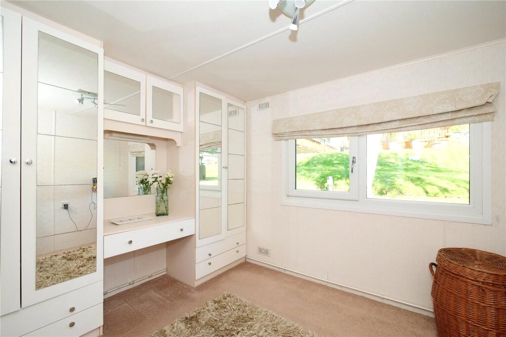 House in Shipley, Baildon - More