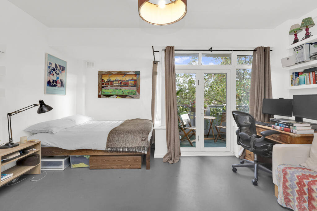 Apartment in London - View 2