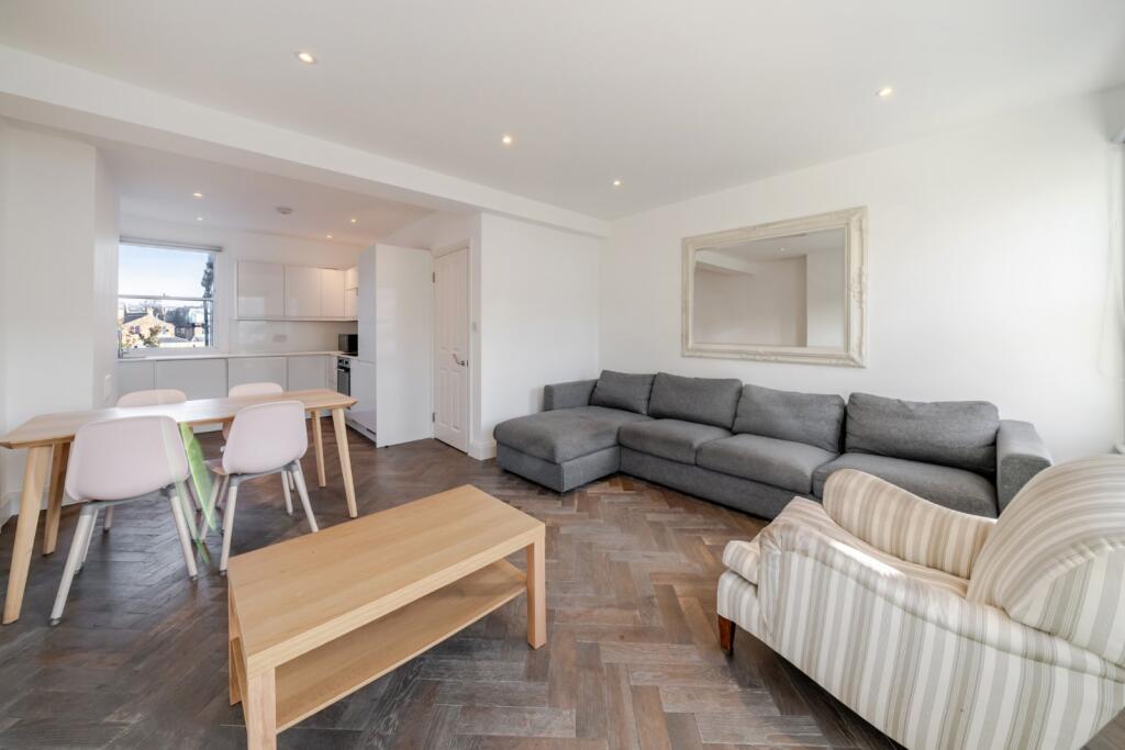Main image of property: Ravenswood Road, Balham, London, SW12