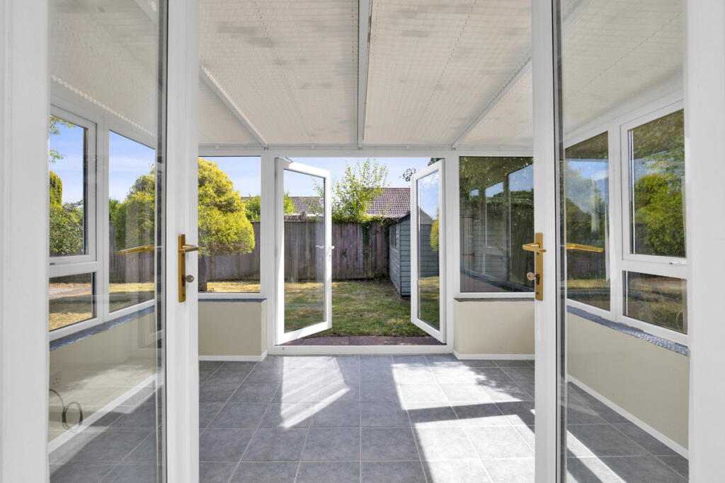 House in New Forest, Fox Pond, Lymington and Pennington - More