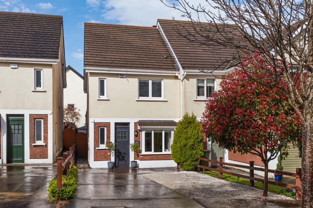 Main image of property: 10 Fernbrook, Old Connaught Avenue, Bray, Co. Dublin, A98 FT20