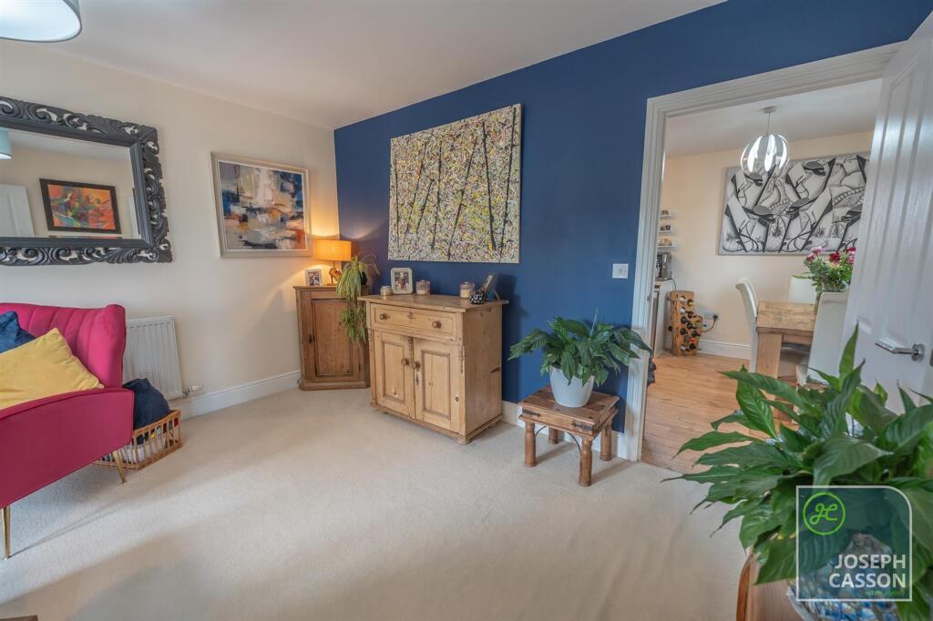 House in Taunton - View 5