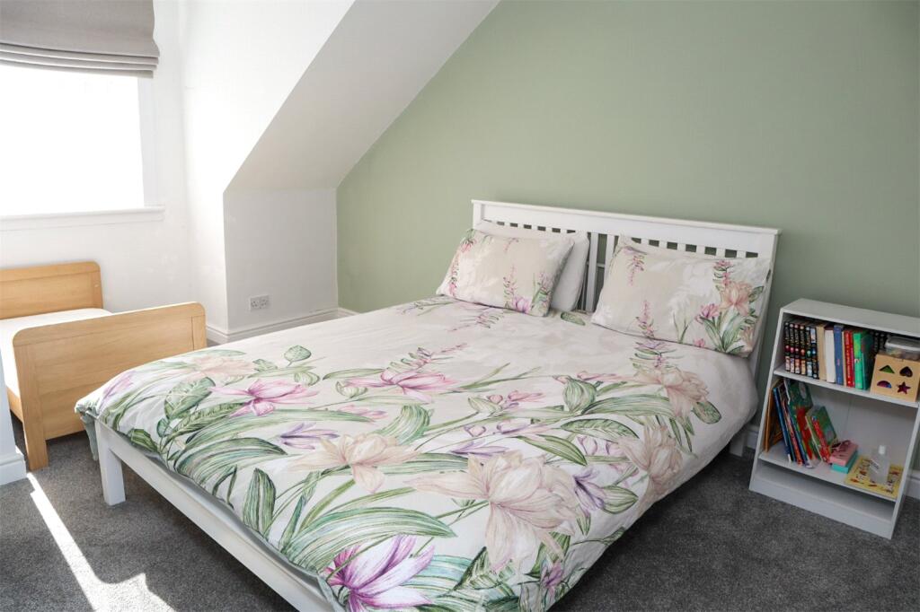 House in Motherwell, South Lanarkshire - View 5