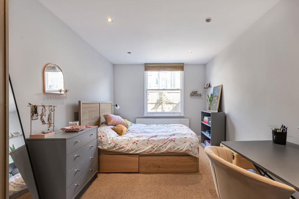 Strathleven Road, London, SW2 photo 4