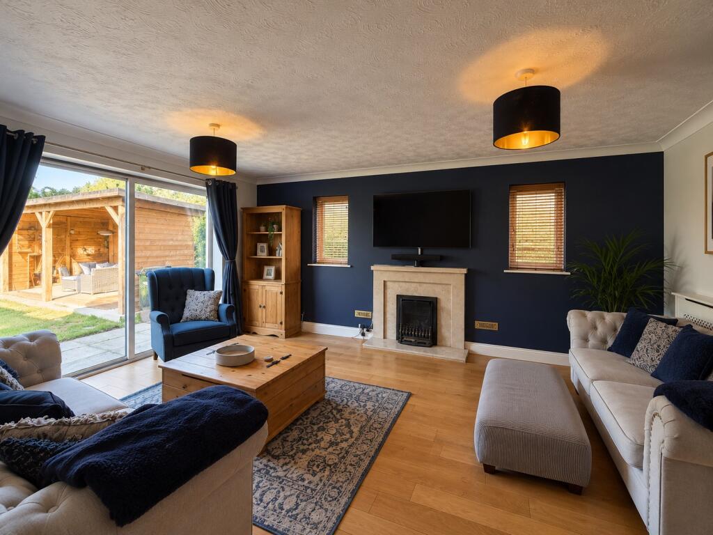 Orchard Way, Haddenham, Ely, Cambridgeshire photo 4