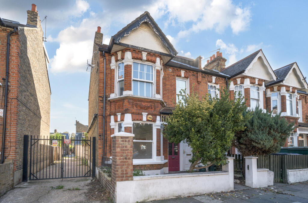 Main image of property: Valetta Road, London