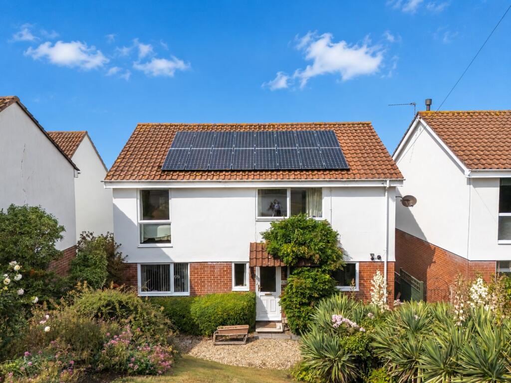 Main image of property: Hillcrest Road, Portishead, Bristol, Somerset, BS20