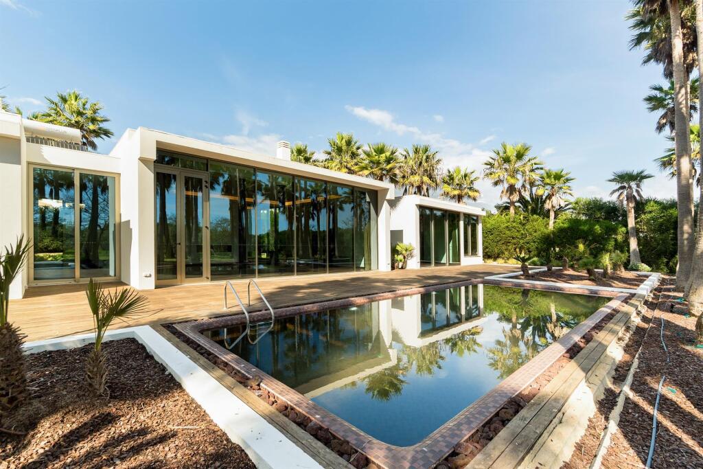 Main image of property: Algarve, Albufeira