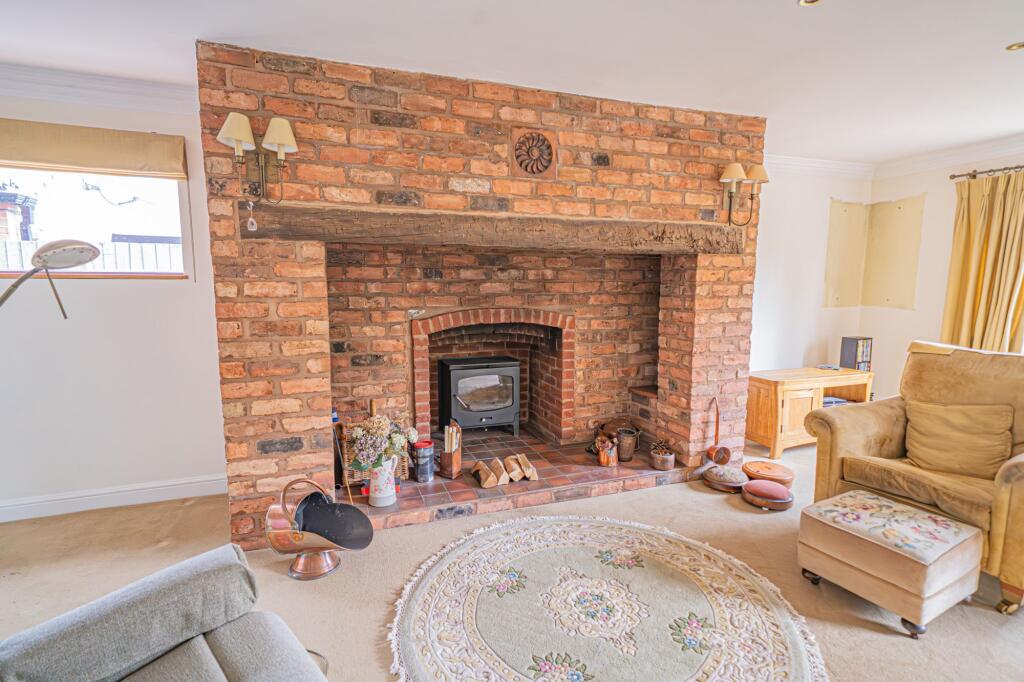 House in Solihull, Balsall - View 5