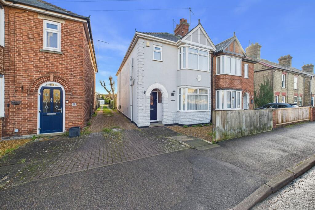 Main image of property: Field Road, Ramsey, Huntingdon, Cambridgeshire, PE26