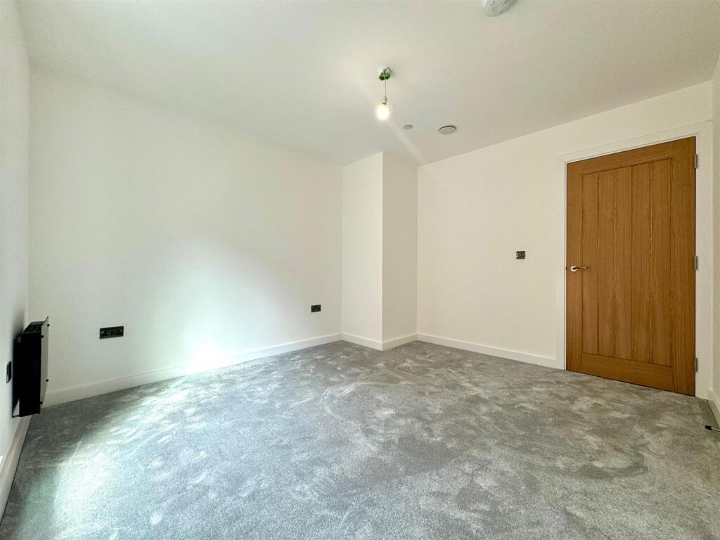 Apartment in Birmingham - More