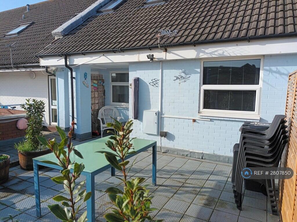 Main image of property: Christchurch Road, Bournemouth, BH1