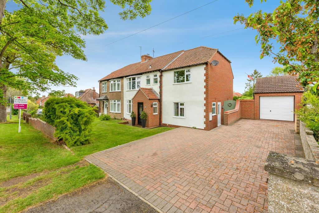 Main image of property: Hill Avenue, Grantham